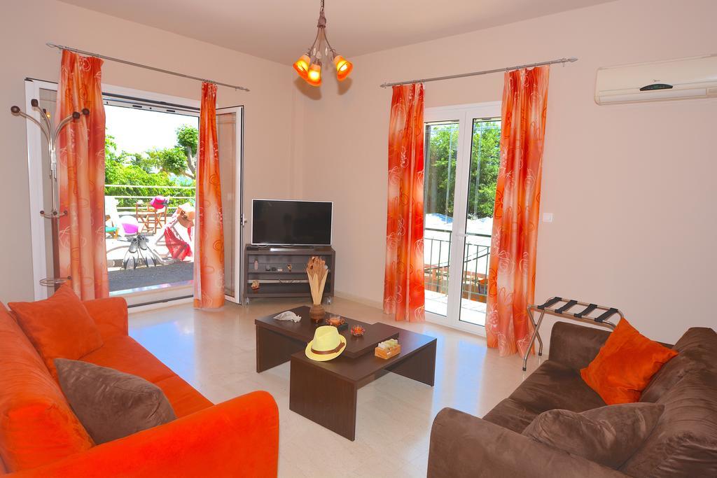 Alexandra Apartment Ipsos Bagian luar foto